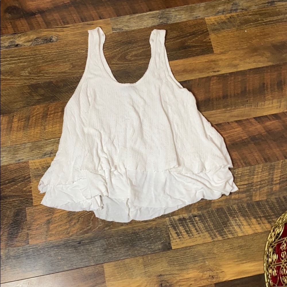 Cream flowy tank